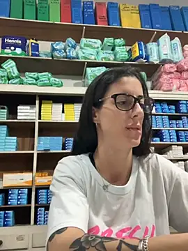 Snapshot of ferchule7 chatting on 09-17-25, 04:31 ferchule7 online show from 09-17-25, 04:31