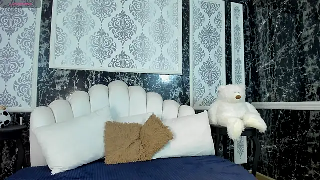 irenne wilsonn online show from 02-12-26, 01:22