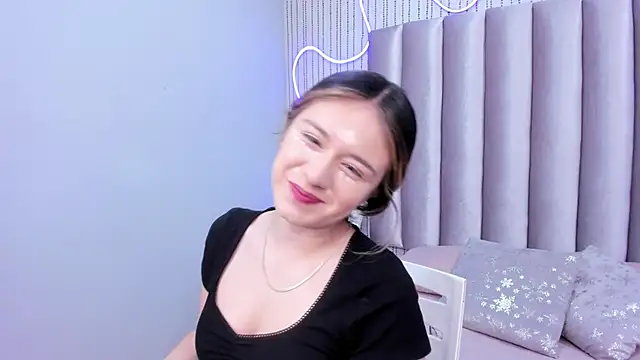 SamanthaPeachss online show from 12-03-25, 12:15