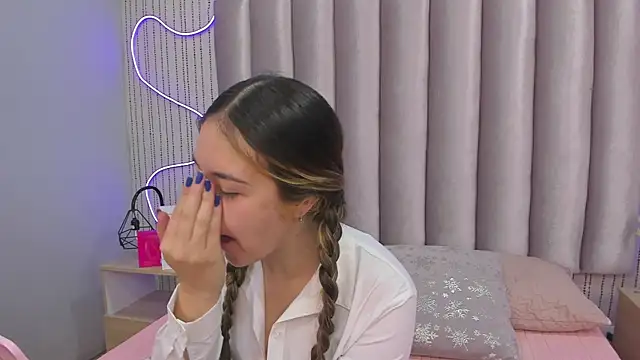 SamanthaPeachss online show from 01-07-26, 11:59