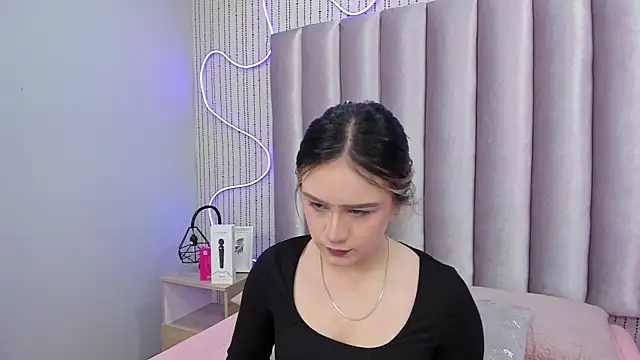 SamanthaPeachss online show from 01-09-26, 12:12