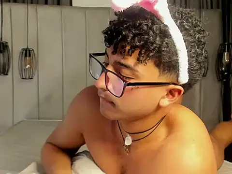 Valentin0 3 online show from 11-10-25, 07:08