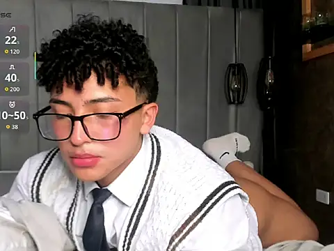 Valentin0 3 online show from 11-11-25, 07:41