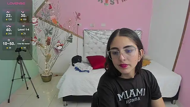 sofi san online show from 12-05-25, 02:04