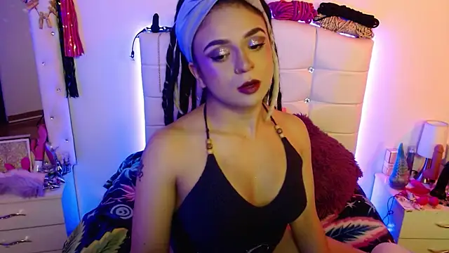 elapetitie online show from 09-16-25, 04:13