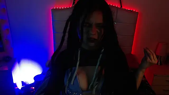 elapetitie online show from 10-14-25, 02:56