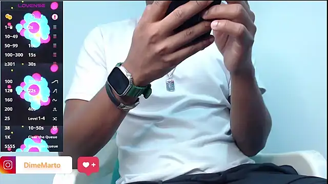 Snapshot of mike_black_22 chatting on 02-14-26, 01:55 mike black 22 online show from 02-14-26, 01:55