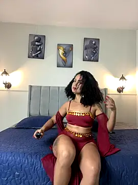 Samara Hadi  online show from 11-28-25, 09:59