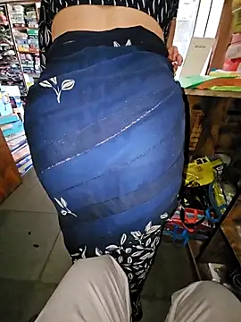 Snapshot of indianhotwife639 chatting on 12-03-25, 05:08 indianhotwife639 online show from 12-03-25, 05:08