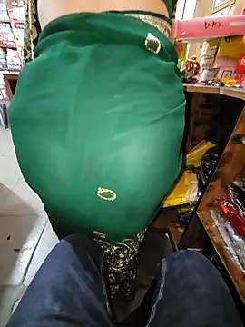 Snapshot of indianhotwife639 chatting on 11-26-25, 05:18 indianhotwife639 online show from 11-26-25, 05:18