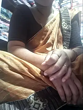 Snapshot of indianhotwife639 chatting on 09-09-25, 08:57 indianhotwife639 online show from 09-09-25, 08:57