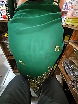 Snapshot of indianhotwife639 chatting on 01-11-26, 04:52 indianhotwife639 online show from 01-11-26, 04:52