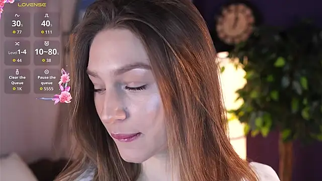 LornaBlacknall online show from 11-07-25, 04:22