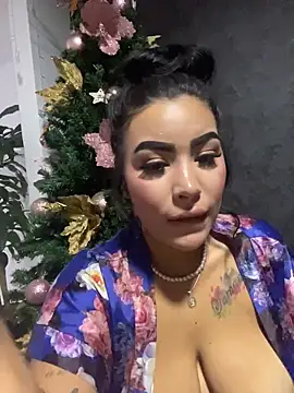 MaddyGray  online show from 12-04-25, 07:18