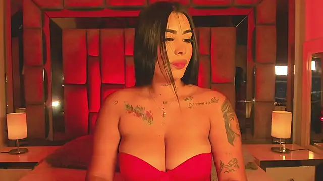 MaddyGray  online show from 01-08-26, 07:09