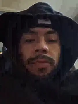 Snapshot of Bbrn69official chatting on 02-14-26, 05:35 Bbrn69official online show from 02-14-26, 05:35