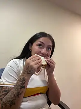 Alyha Cortes online show from 03-26-26, 01:42