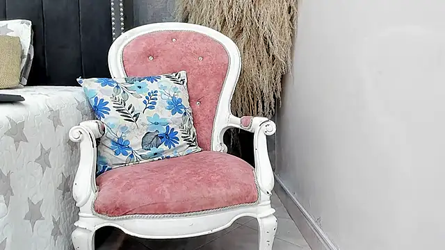 Milf loven  online show from 02-17-26, 07:22