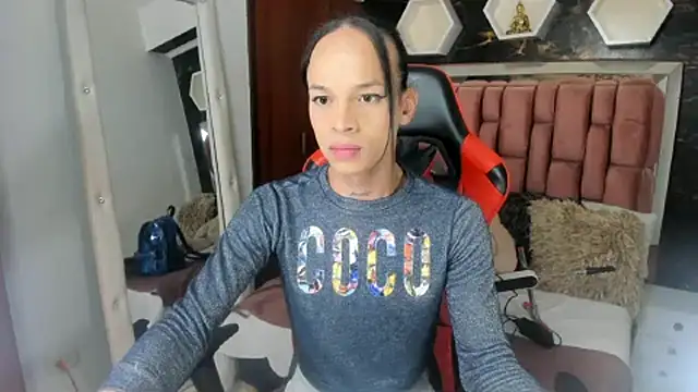 Snapshot of sara_slut21 chatting on 02-19-25, 06:00 sara slut21 online show from 02-19-25, 06:00