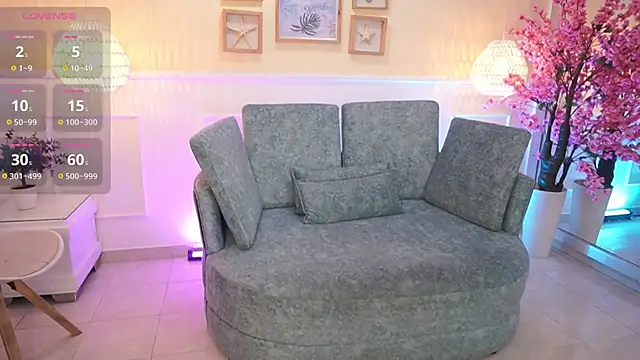 LoonaNyx online show from 09-15-25, 11:32