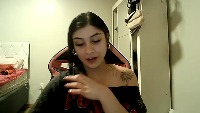 Becca B online show from 10-29-25, 06:40