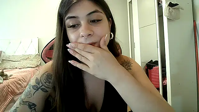 Becca B online show from 12-22-25, 07:47