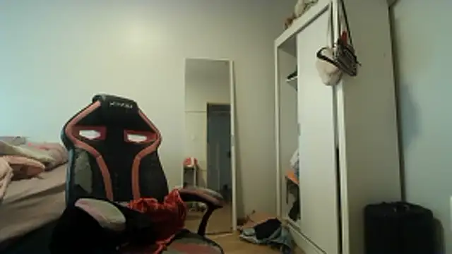 Becca B online show from 02-03-26, 04:56