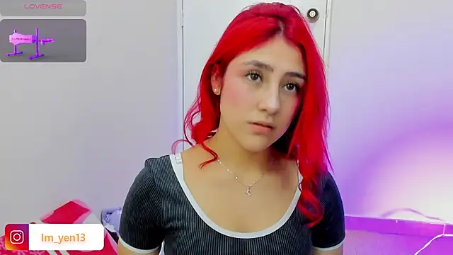 Snapshot of adahraa_younng chatting on 07-10-26, 08:09 adahraa younng online show from 07-10-26, 08:09