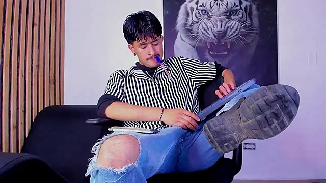 DimitriDeluxe online show from 09-18-25, 07:17