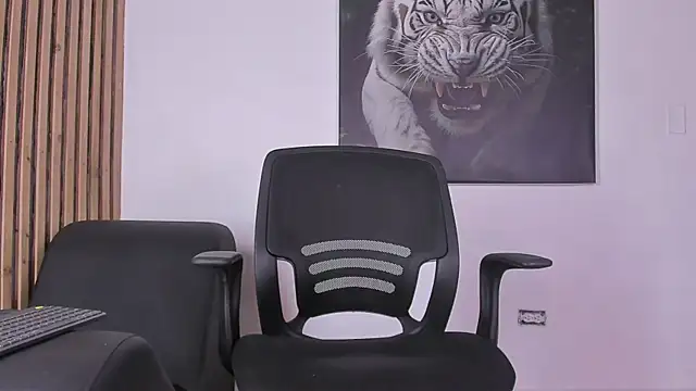 DimitriDeluxe online show from 09-30-25, 07:53