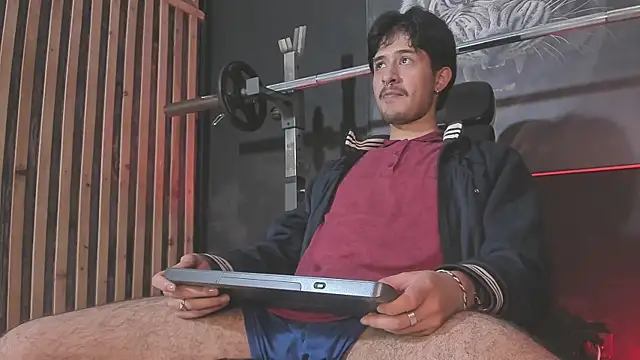 DimitriDeluxe online show from 12-20-25, 08:55