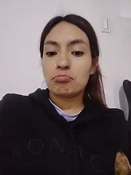 Snapshot of Adarha_Ramirez chatting on 06-03-26, 04:24 Adarha Ramirez online show from 06-03-26, 04:24