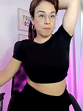 Snapshot of kim7_ chatting on 07-10-26, 03:12 kim7 online show from 07-10-26, 03:12