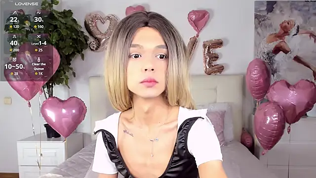 MadonnaRossi online show from 02-15-26, 08:41