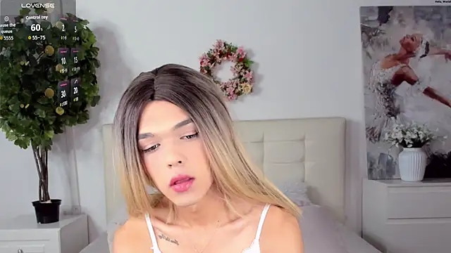 MadonnaRossi online show from 04-17-26, 10:34