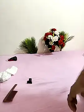 Snapshot of Shalu_G chatting on 09-11-25, 08:03 Shalu G online show from 09-11-25, 08:03