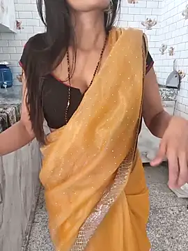 Snapshot of Shalu_G chatting on 10-10-25, 05:41 Shalu G online show from 10-10-25, 05:41