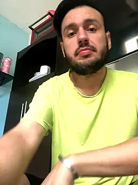 Snapshot of Alexitho25 chatting on 09-16-25, 07:04 Alexitho25 online show from 09-16-25, 07:04