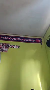 juanfritaa21 online show from 05-04-26, 06:11
