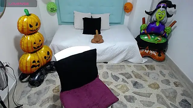 michel rous  online show from 10-25-25, 01:56