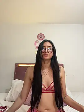 Just Isaa online show from 12-04-25, 04:06