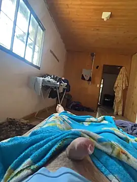 Snapshot of andre1z1nh0 chatting on 03-01-26, 11:43 andre1z1nh0 online show from 03-01-26, 11:43