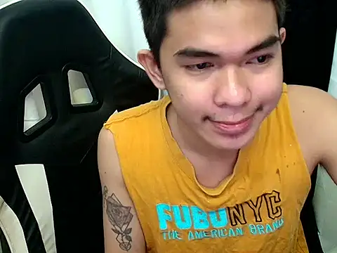 Snapshot of joncum4u chatting on 04-03-26, 03:07 joncum4u online show from 04-03-26, 03:07