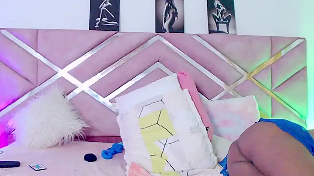 sofia 07 online show from 11-26-25, 06:41