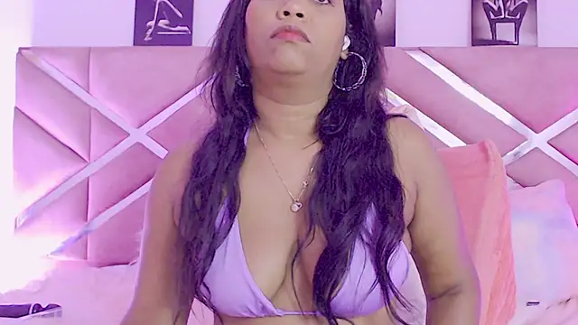 sofia 07 online show from 12-04-25, 08:19