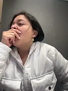 Emily Rivers  online show from 10-16-25, 01:08