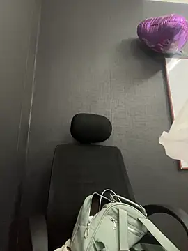 Emily Rivers  online show from 01-09-26, 01:51