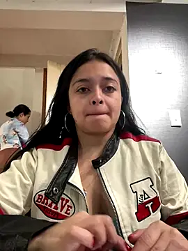 Emily Rivers  online show from 10-07-25, 01:12