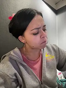 Emily Rivers  online show from 10-31-25, 01:08