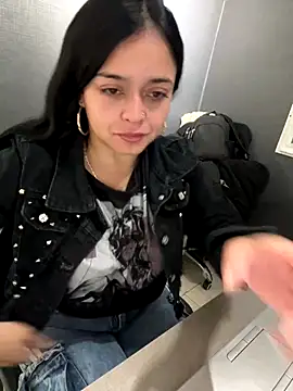 Emily Rivers  online show from 09-11-25, 12:38